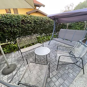 https://entire-accommodation-with-private-garden.it-lombardy.com