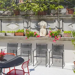 https://large-family-apartment.hotelinveneto.com